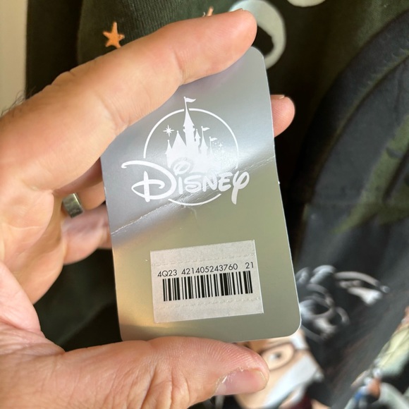 NWT Disney Parks Hocus Pocus Be Your Own Kind Of Magic Spirit Jersey Womens XS - Picture 6 of 13